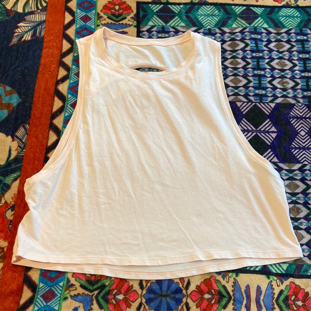 Lululemon Cut Back Crop Tank Ballet Slipper 8